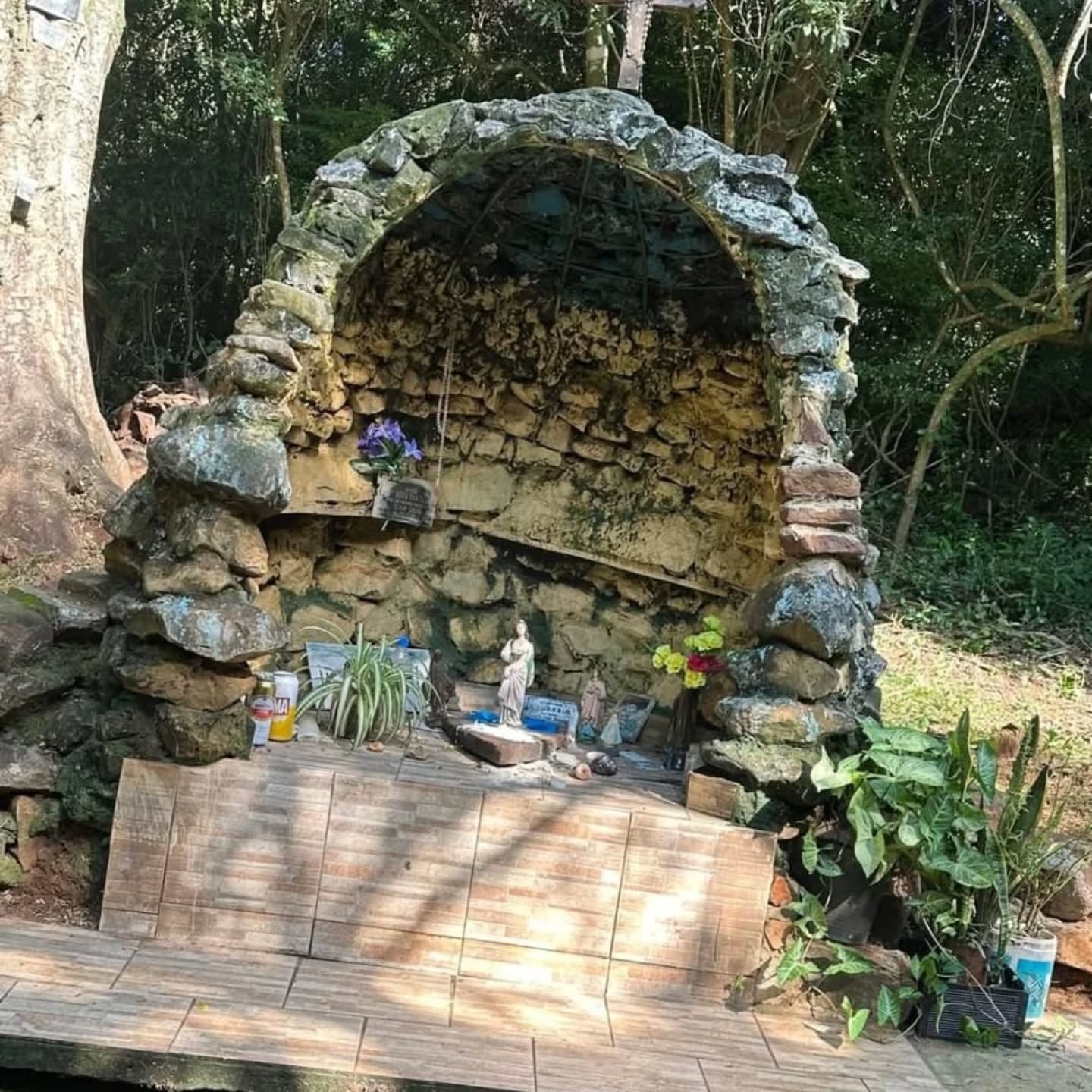 Espacio devocional de Agua Santa